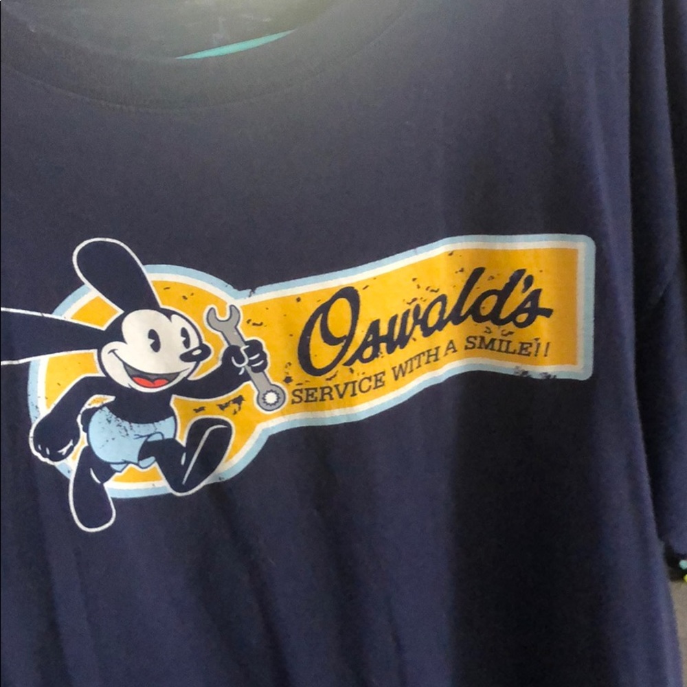 Oswald’s Service with a smile Tee